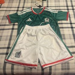 Mexico Soccer Uniform (no Socks ) Uniforme De Futbol (no Medias)