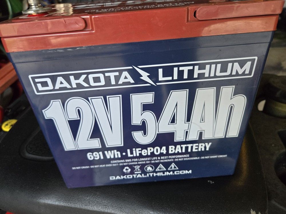 Dakota Lithium Battery
