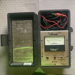 ANNIE Capacitor Analyzer Model A-4 IN CASE