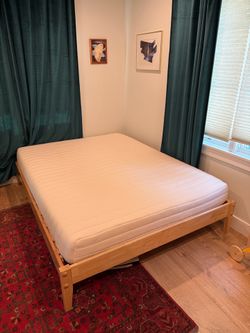 Sleep on Latex Organic Queen Mattress