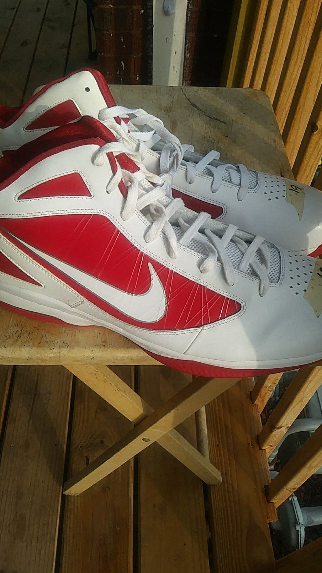 Nike gym shoe size 19