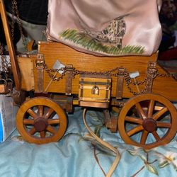 Vintage Light 💡 Wagon