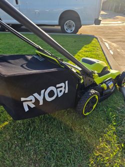 RYOBI 40V HP BRUSHLESS CORDLESS 21-IN LANW MOWER LIKE NEW TOOL ONLY