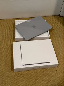 Brand new MacBook Air 16gb ram 512 ssd