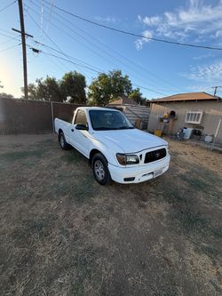 Toyota Tacoma Regular Cab Pickup Truck