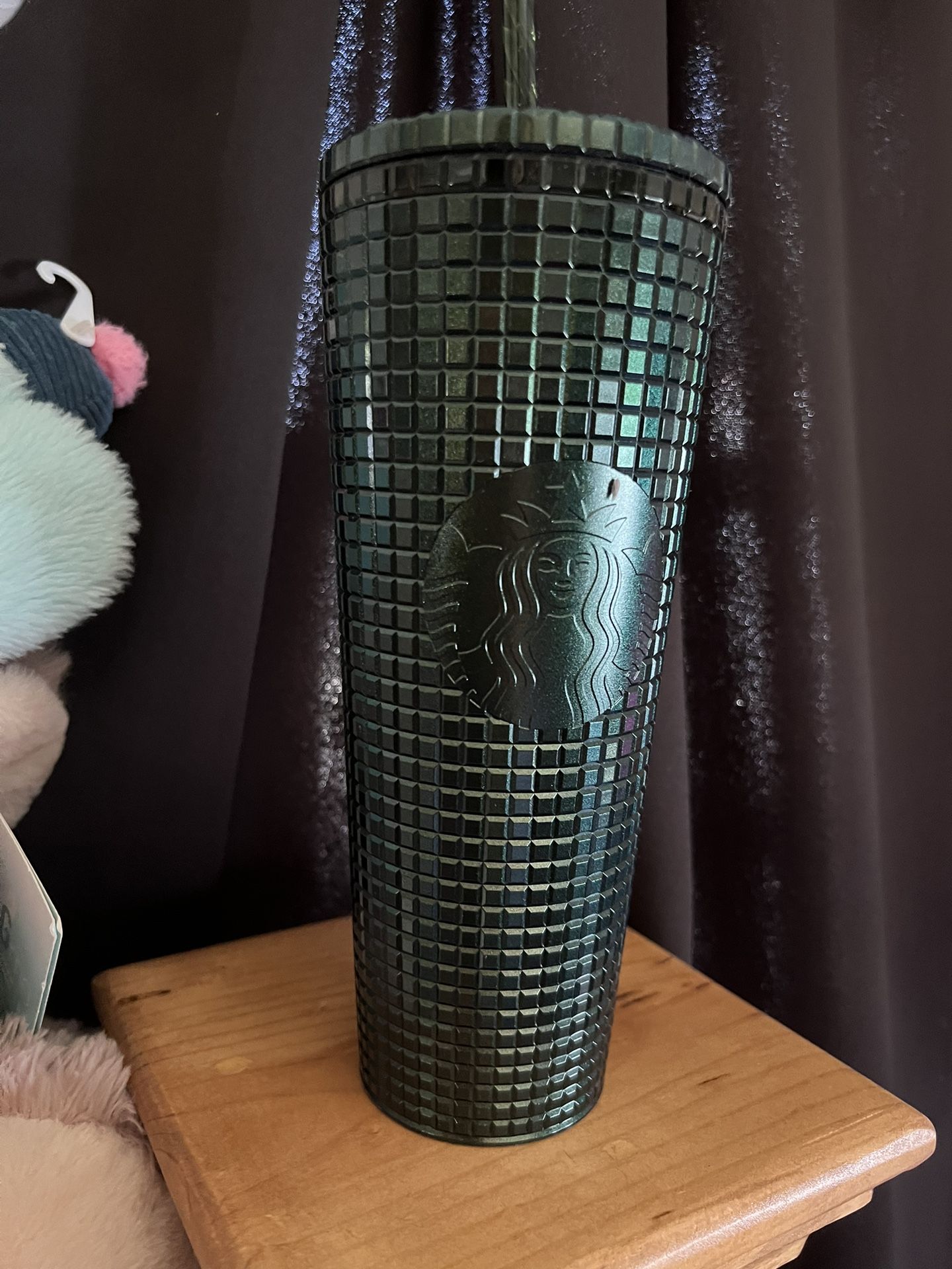 Starbucks’s Tumblers Selling In A Bundle Or Each