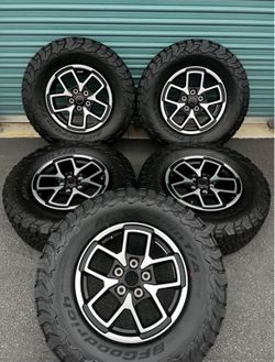 Jeep Wrangler Rubicon Factory Wheels Tires