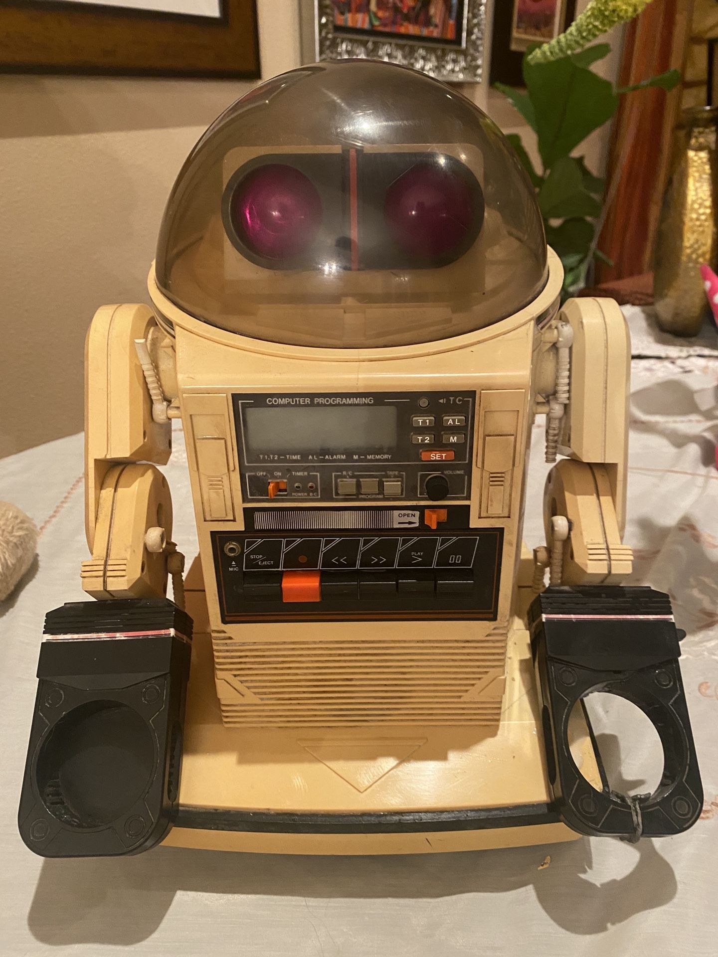 1984 TOMY Omnibot 5402 Space Robot Tape Player Cassette Untested For Parts Only