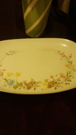 plato grande de porcelana