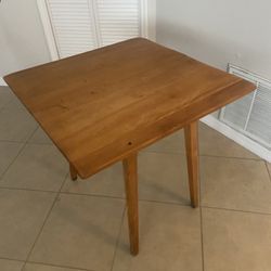 Antique Cushman Colonial Creation Game Table