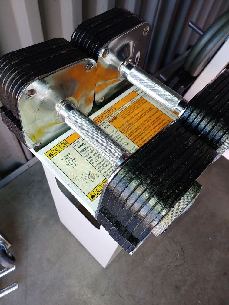 Hoist adjustable dumbbells 5 to 45 for Sale in Phoenix, AZ OfferUp