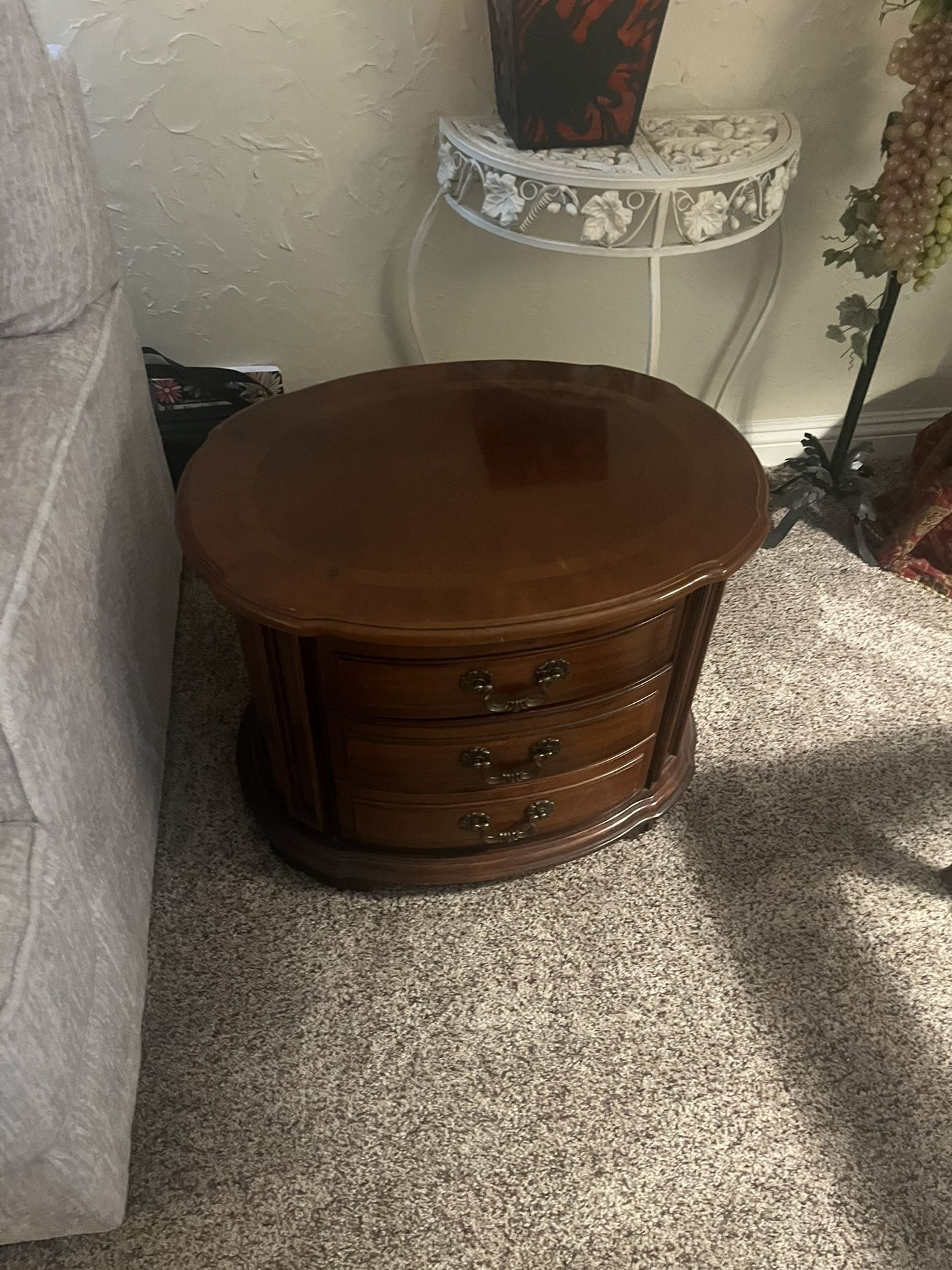 Small Dresser/ Side Table 