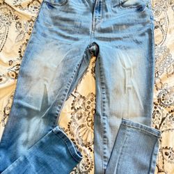 Skinny Jean Size 3/26