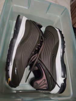 Men's Nike Air Max deluxe size 11 new no box