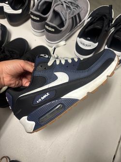 Men’s Nike air max navy