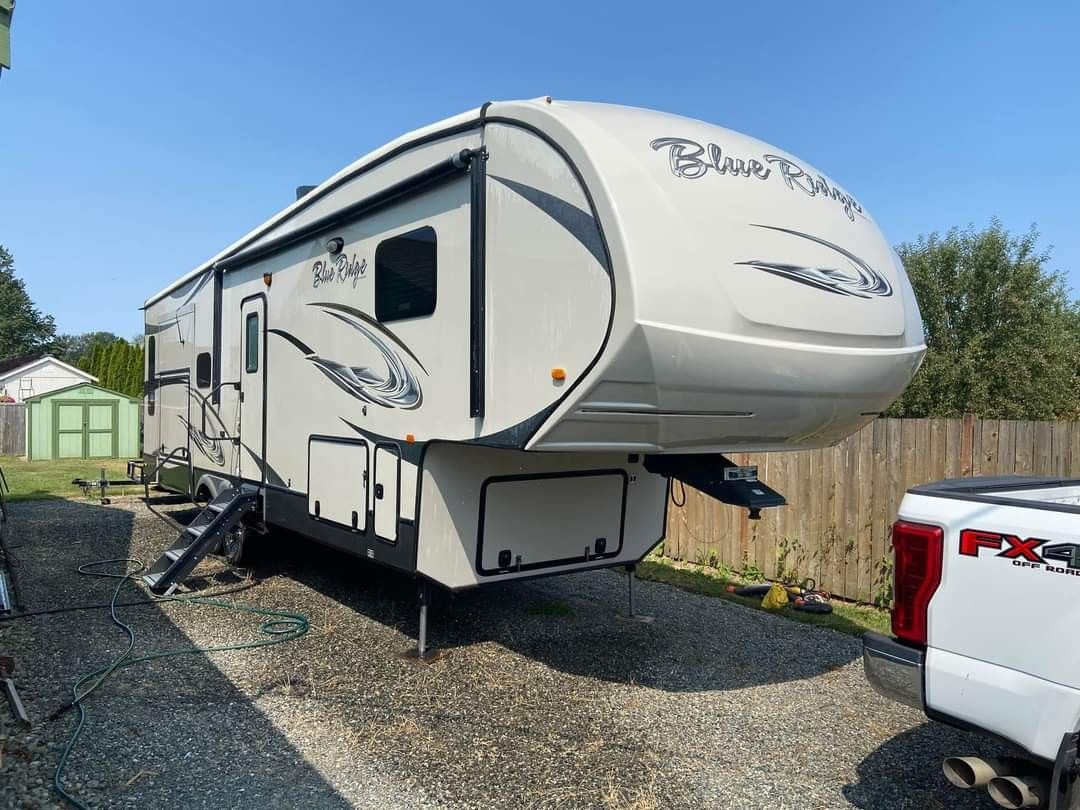 2014 Forest River Blueridge