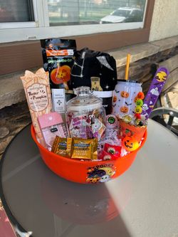 Halloween BOO basket for adult women