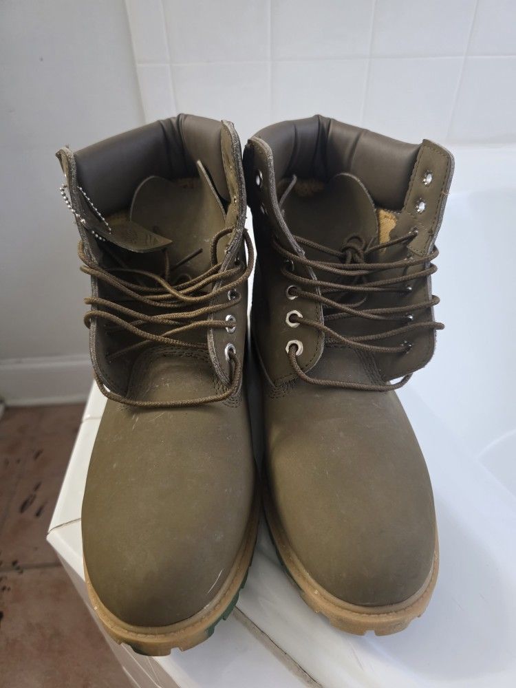 Timberland 6-inch size 9M green camouflage