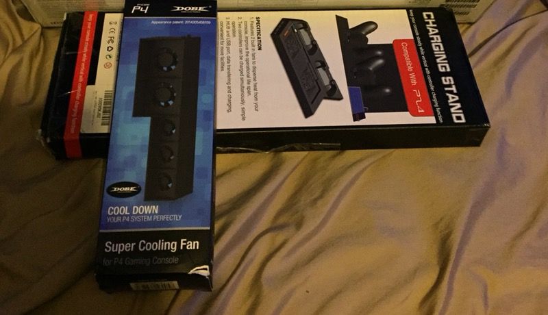 PlayStation 4 cooling fan and cooling stand