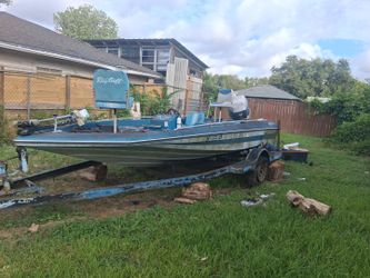 Ray Craft bass boat