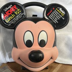 Vintage Lunchbox w/ thermos