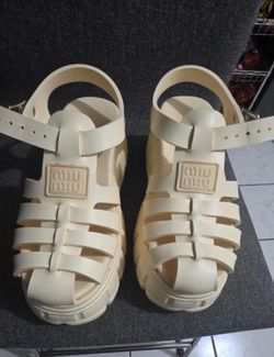 Miu Miu