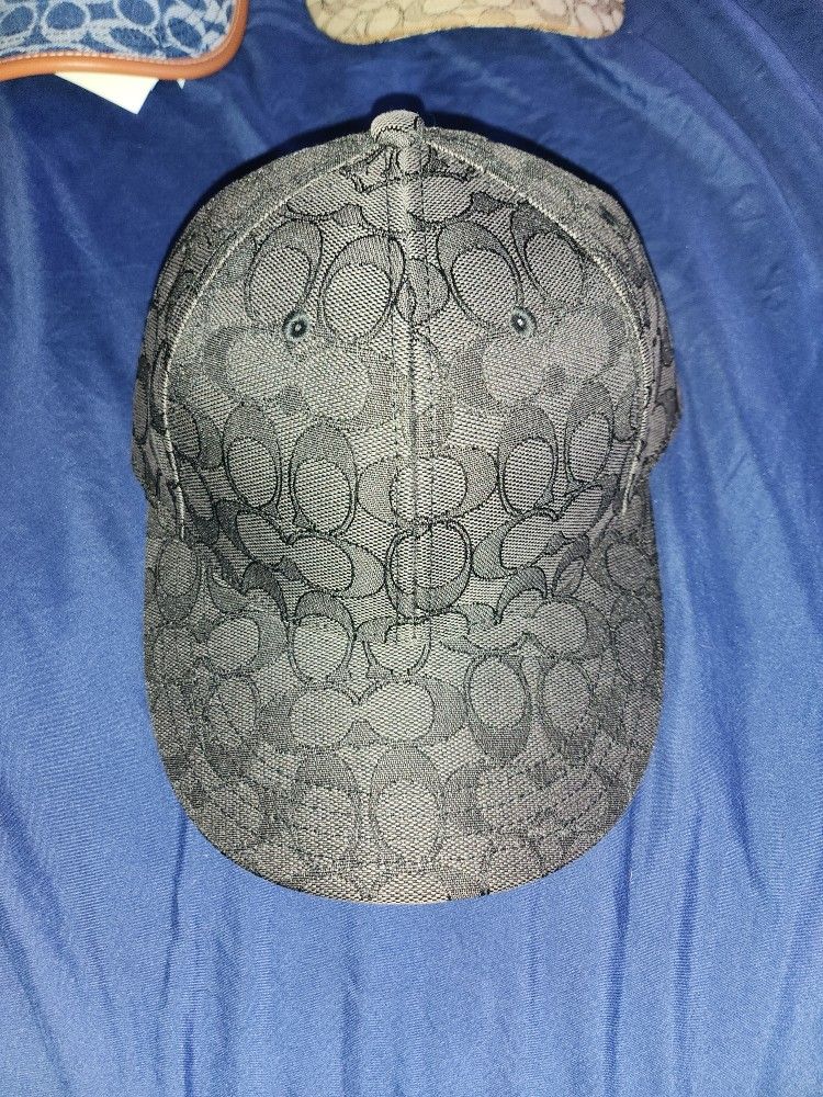 Coach Signature Hat