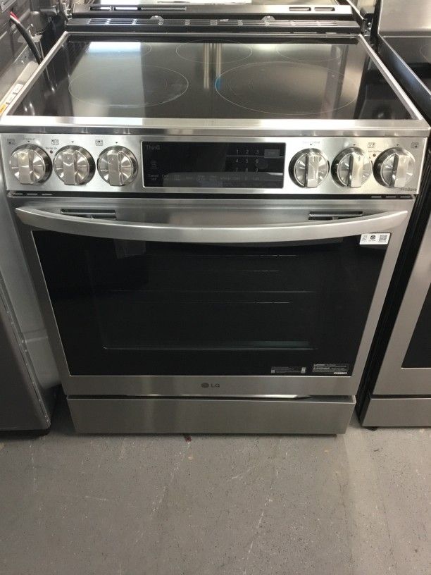 Lg Electronics Electric Range Range/Stove  Model LSEL6335F - 2710