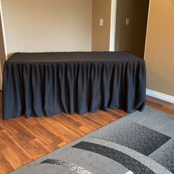 6ft Tablecloth For Sale