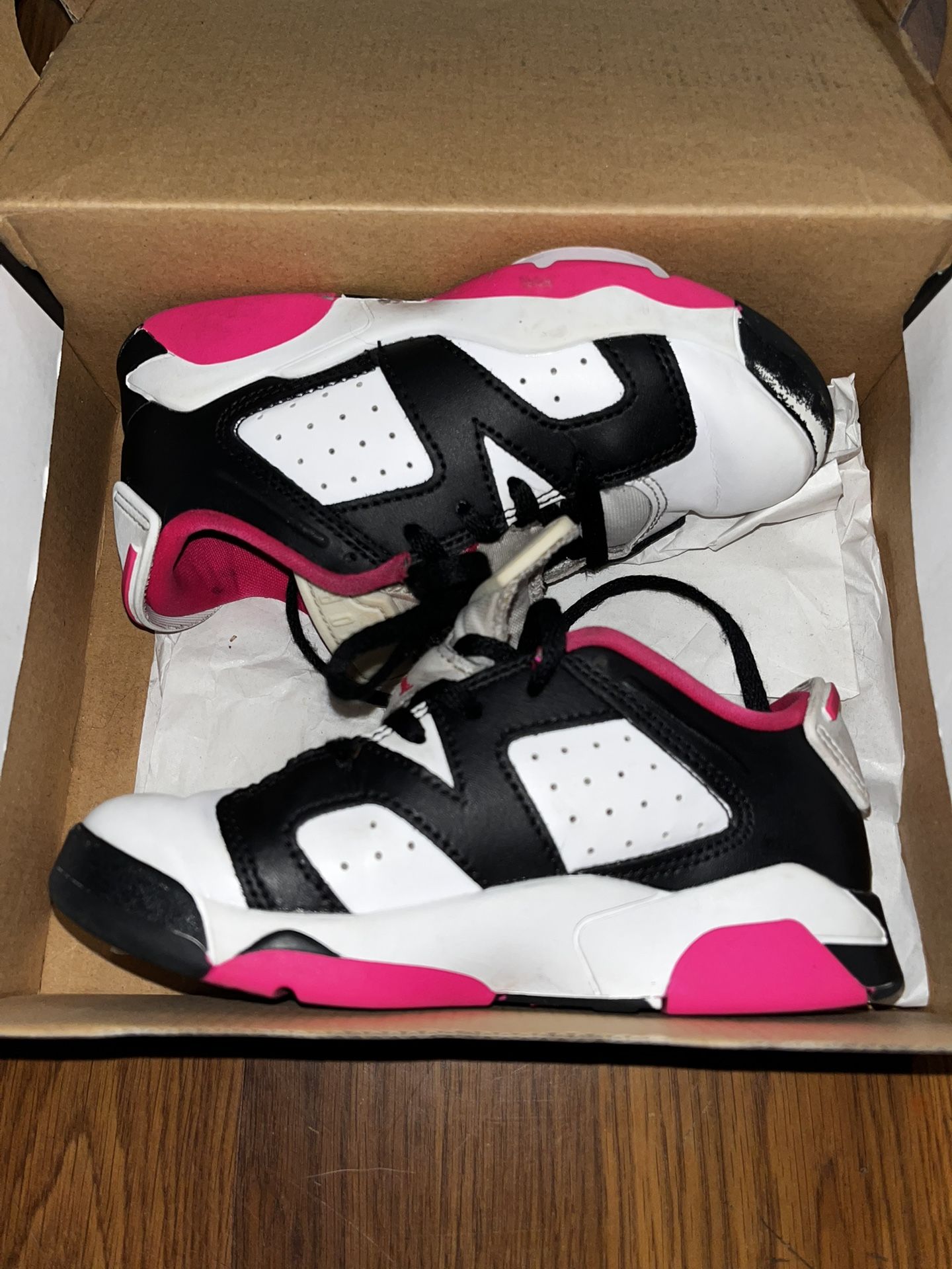 Jordan Six Retro