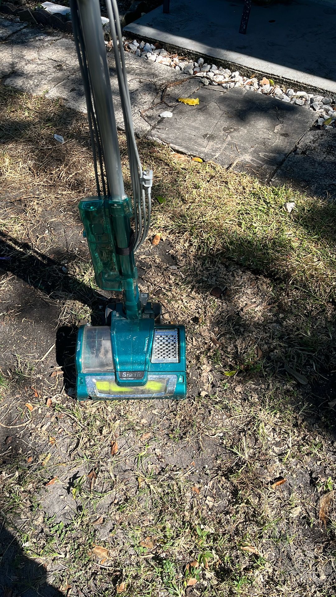 Vacuum Cleaner Shark 40$