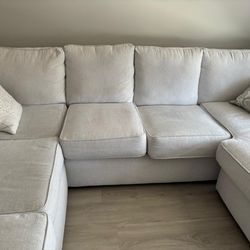 City Furniture Avalon White Fabric Right Chaise Sectional