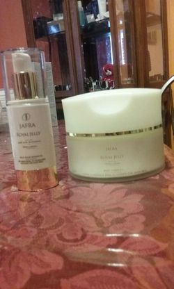 ROYAL JELLY SET.