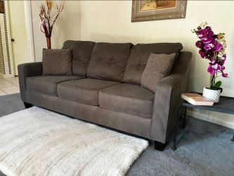 Ashley Furniture Back Tufted Karis Sofa Including Delivery