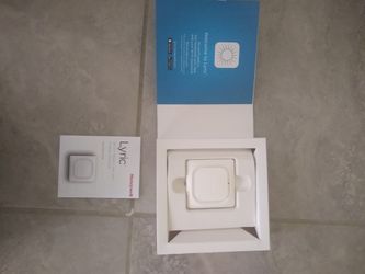 Lyric Water Leak Detector