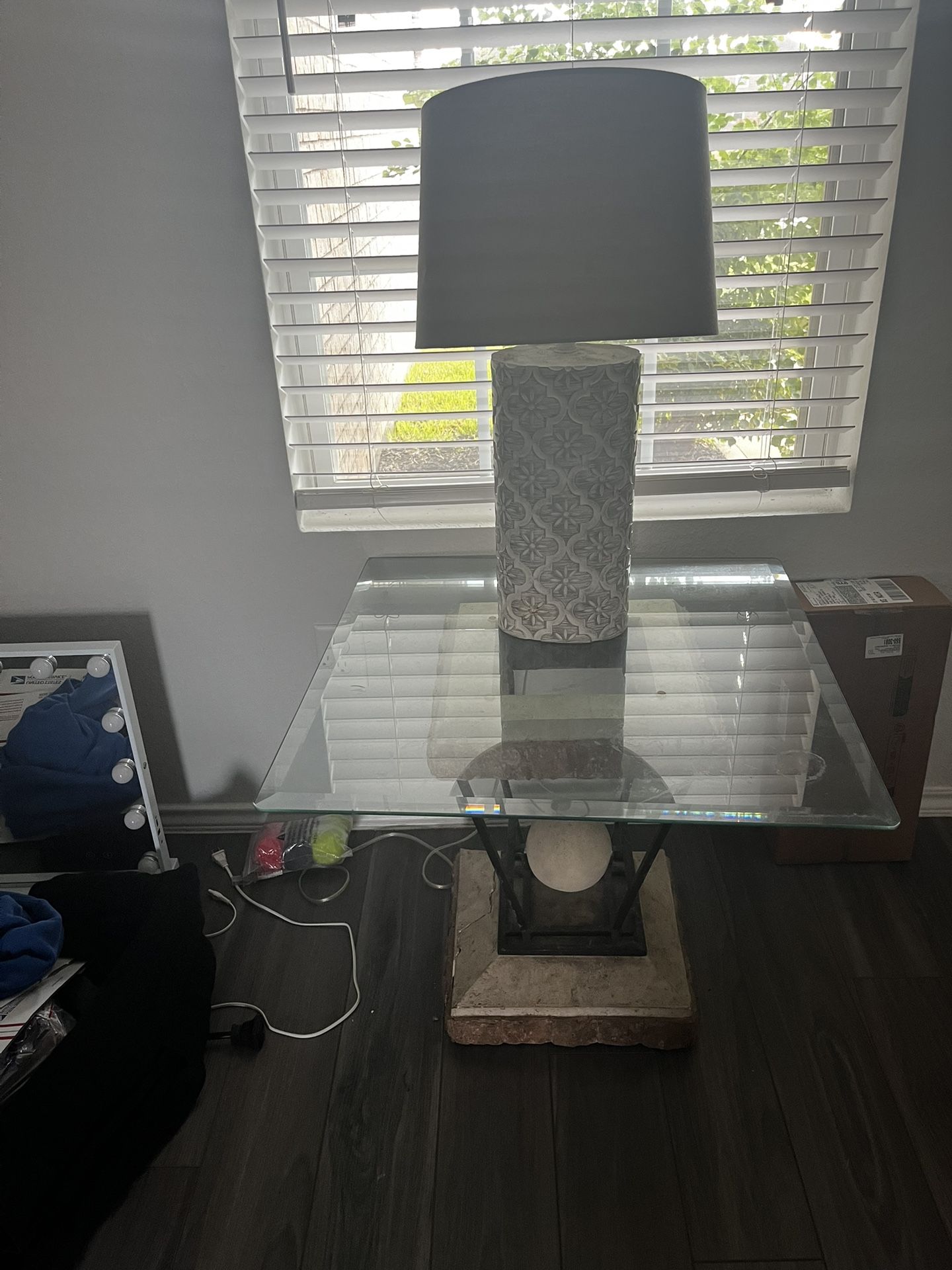 2 End Tables With Lamps.