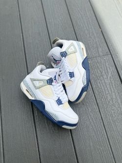 Jordan 4 Midnight Navy