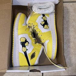 (GS) Air Jordan 1 Mid SE 'Rose Patch - Dynamic Yellow
