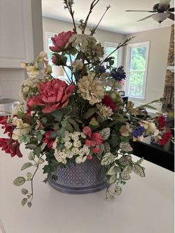 Flower arrangement