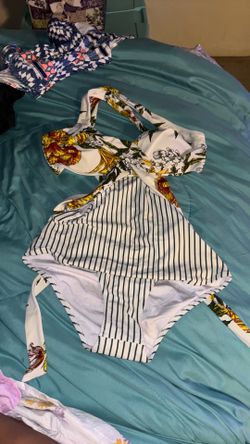 Bathing suit