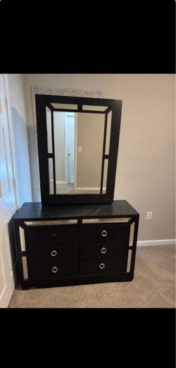 Mirror Dresser