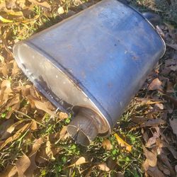 Muffler