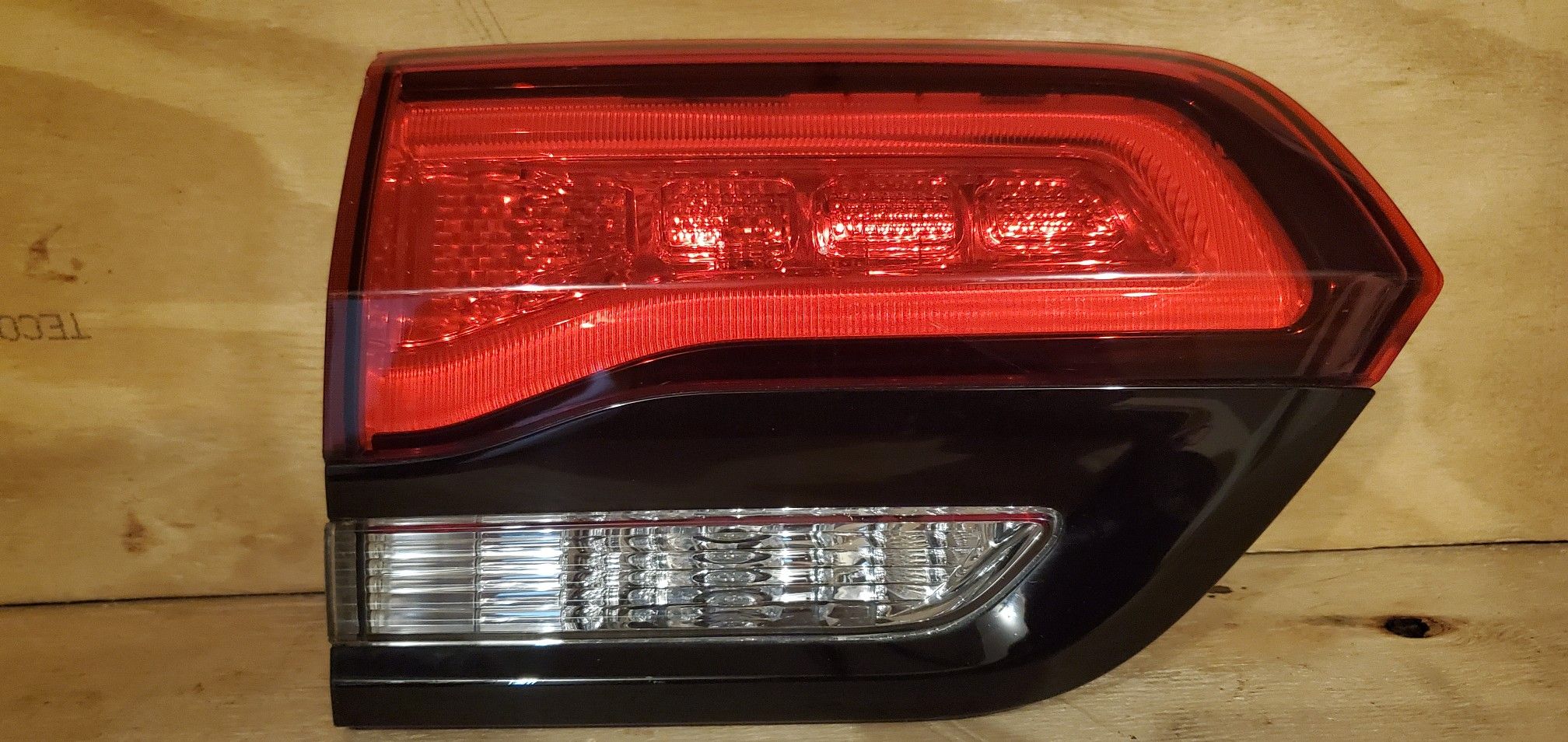 OEM Part # P68142945AD 2014 to 2016 Jeep Grand Cherokee Rear Left Hand LH Driver tailgate tail Lid Tail light Tail lamp Brake light