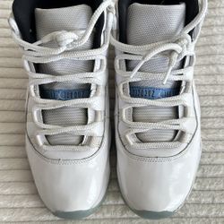 Air Jordan 11 Retro Legend Blue 2024 Used Size 9.5m