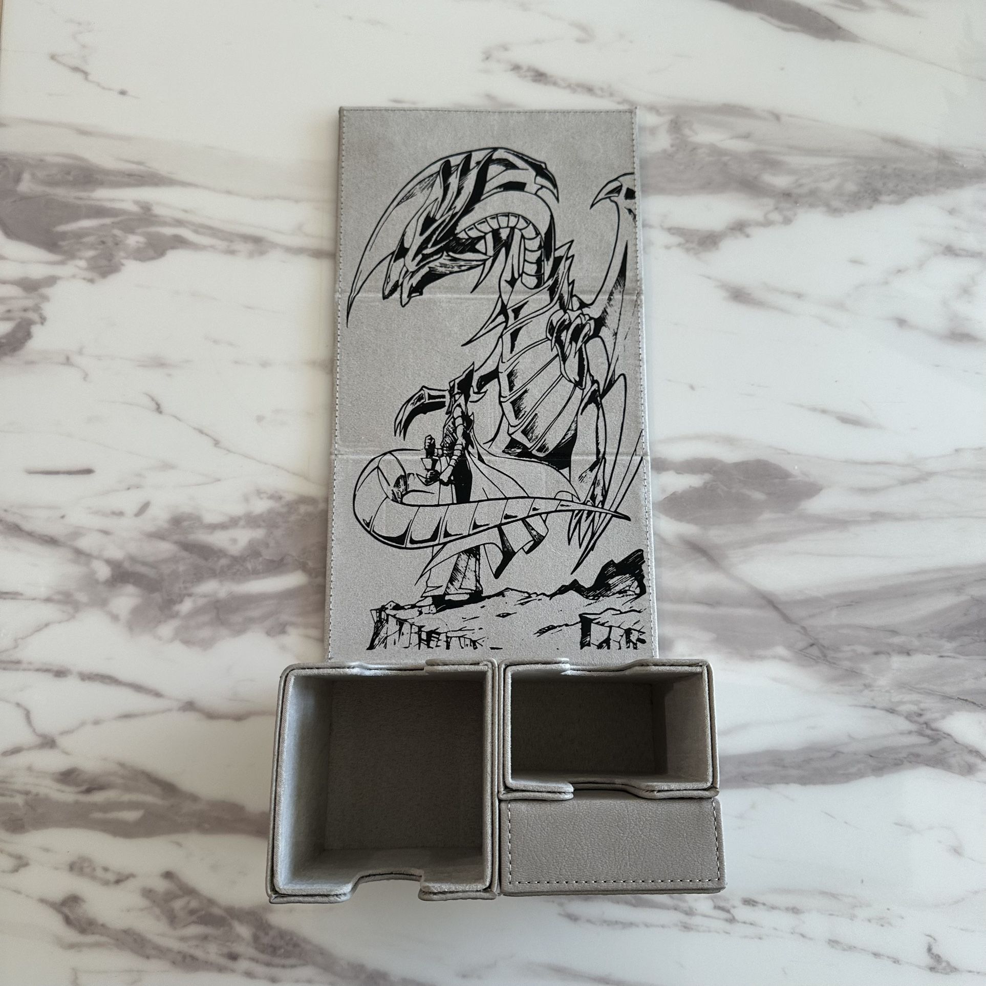 Gem Accessories Deck Box - Priest - Yugioh - Blue Eyes White Dragon