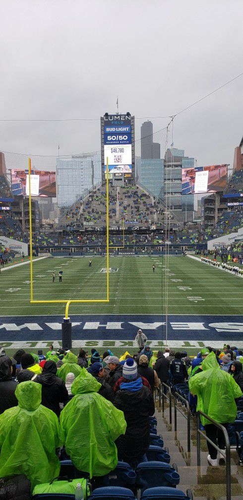 Eagles at SEATTLE SEAHAWKS Monday Dec 18