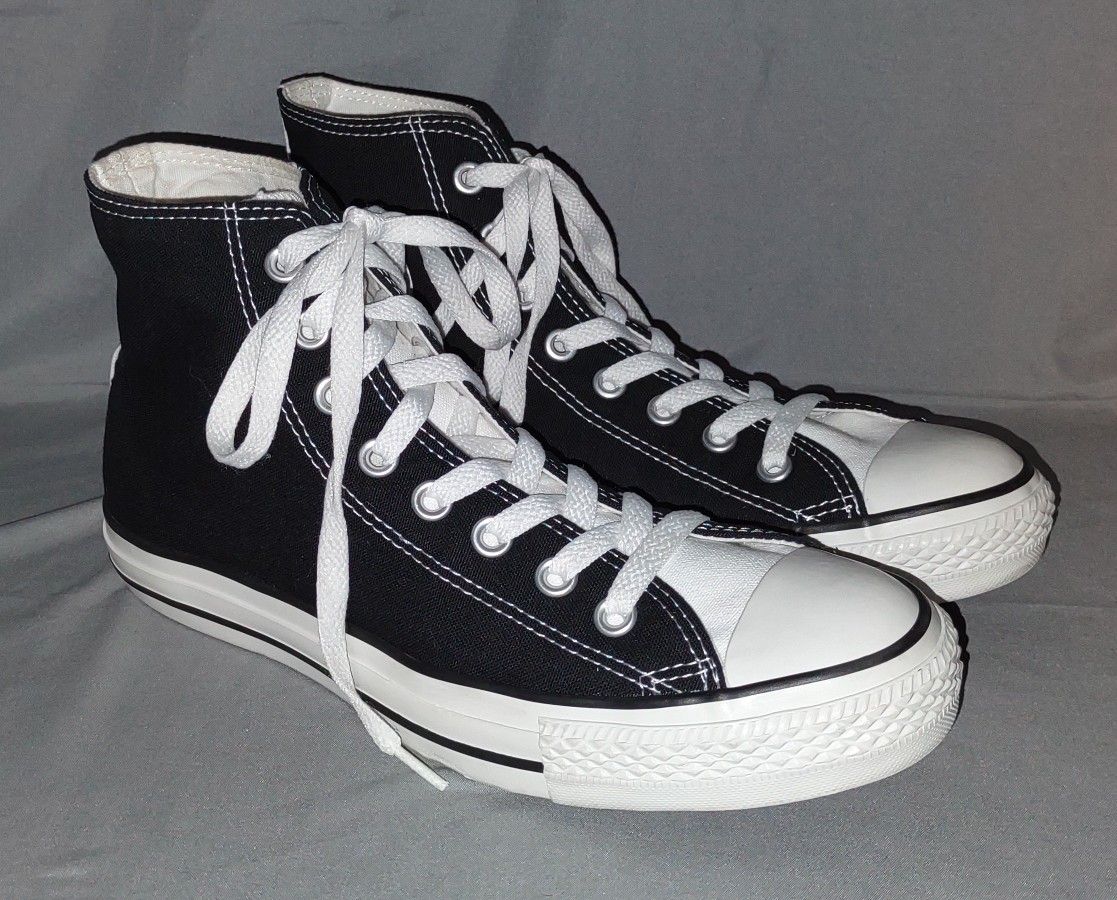 Converse Black w/White Soles All Star Chuck Taylor Hi-Top Shoes Unisex M8 W10