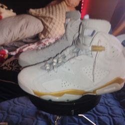 2024 Woman's Retro 4 Pearl 
