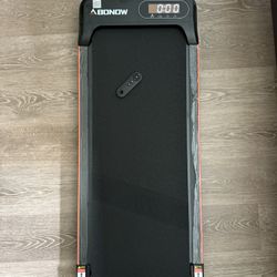 Walking Pad Treadmill – Like New, Remote Included