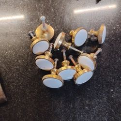 Porcelain Gold trim Pulls